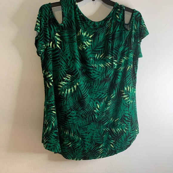 Cathy Palm Tunic Top Womens 2XL Green Flowy Stretch Short Sleeve Cut Outs - Picture 8 of 9